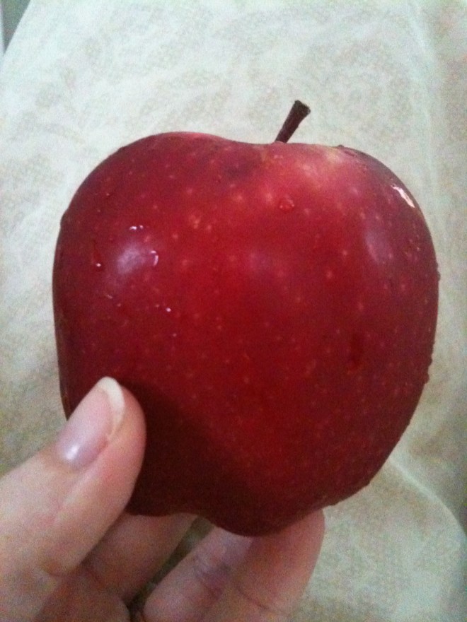 apple-to-tempt