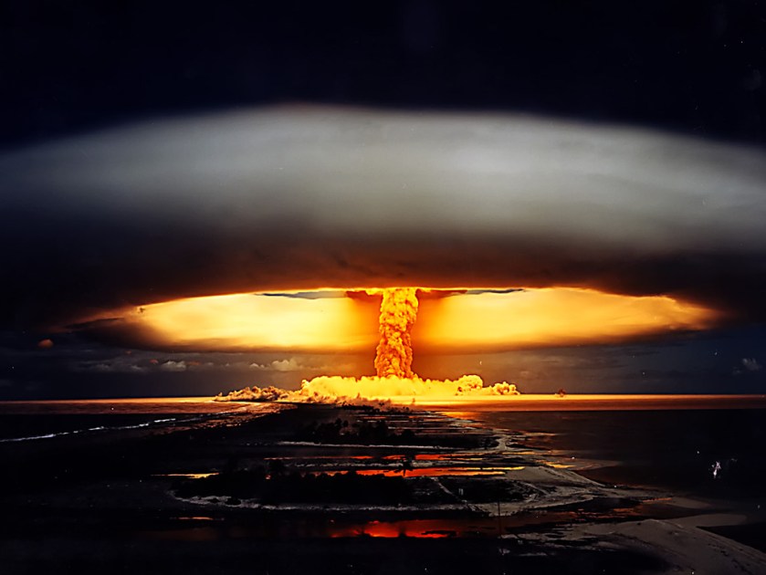 nuclear_mushroom_cloud